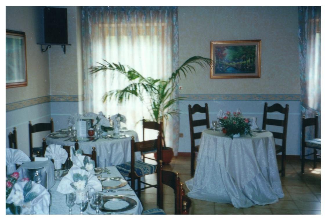 Albergo-Ristorante"Parco Alle Noci"Tra La Cascata Delle Marmore,Labro E Valle Santa Di S Francesco Rivodutri 외부 사진